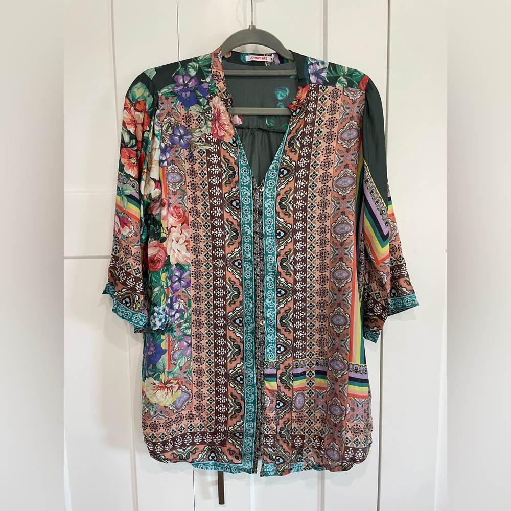 Johnny Was 100% Silk Boho Floral Button Down Front Blouse XSmall